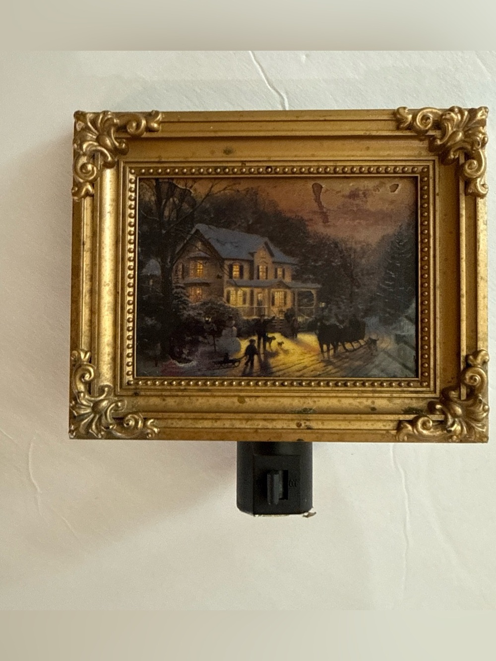 Thomas Kincade Collectible Night Light 4 In Tall 5 In Wide